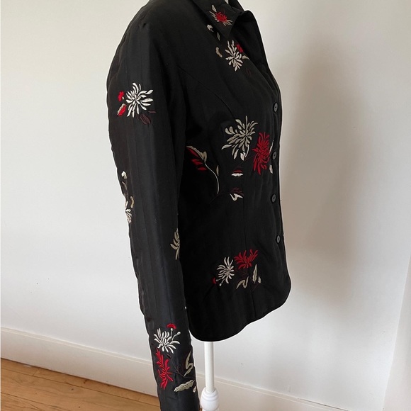 Ladies Lightweight Silk Embroidered Jacket Size 10 - Picture 6 of 10